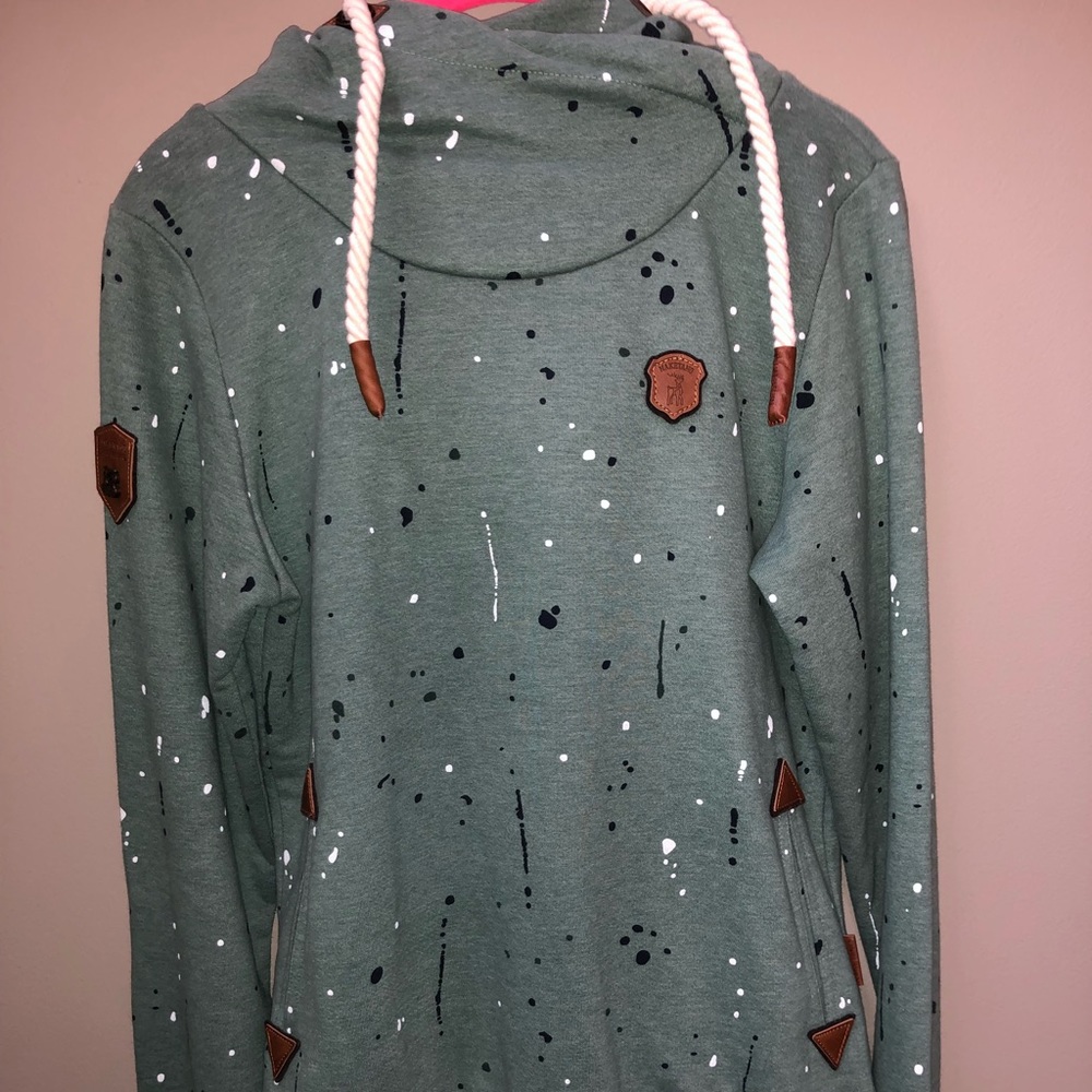 NAKETANO Sweatshirt‼️